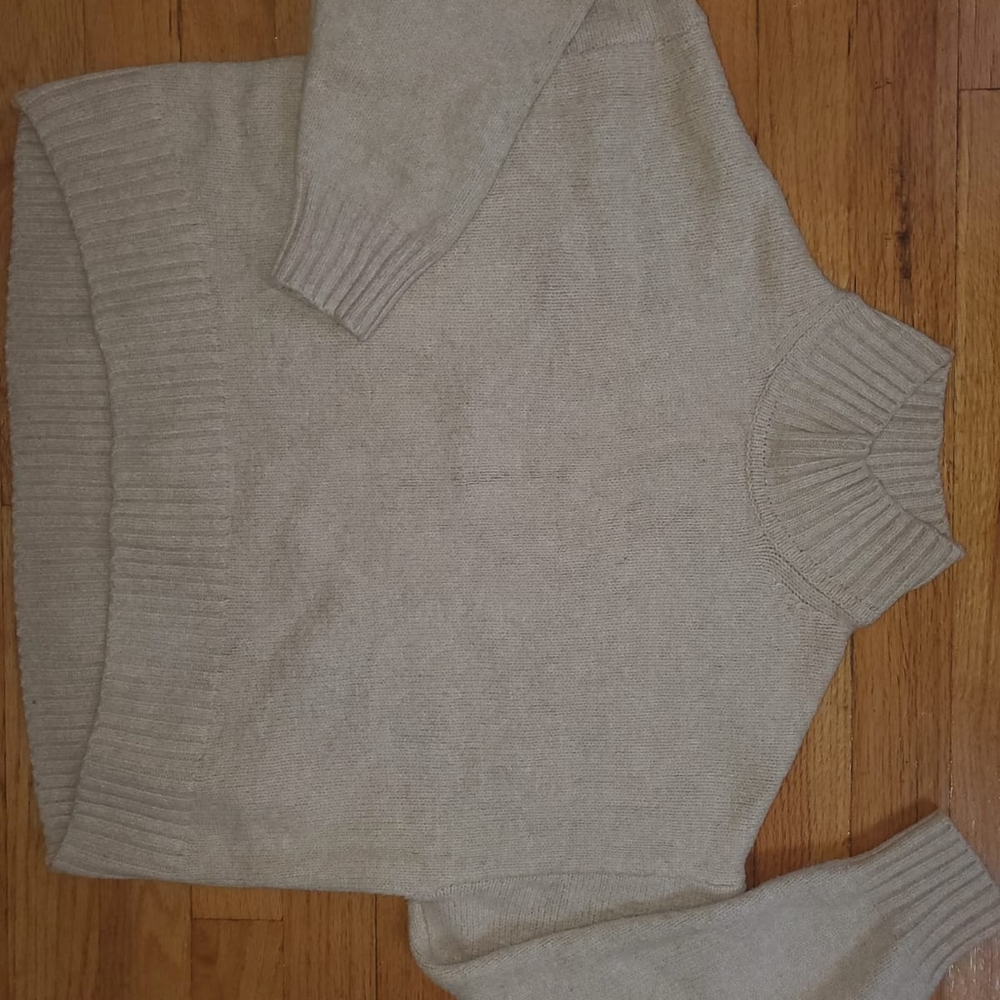GAP Cream Turtleneck Sweater